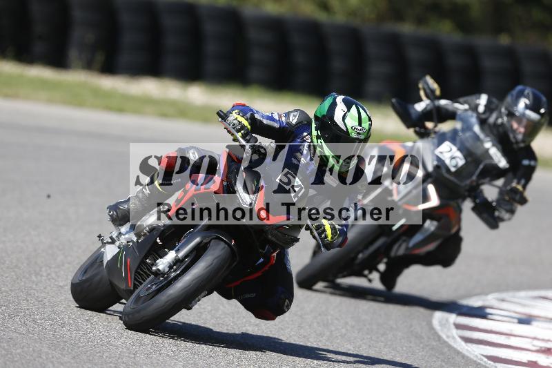 /Archiv-2025/48 25.08.2025 Cornu Master School ADR/gruen-vert/54